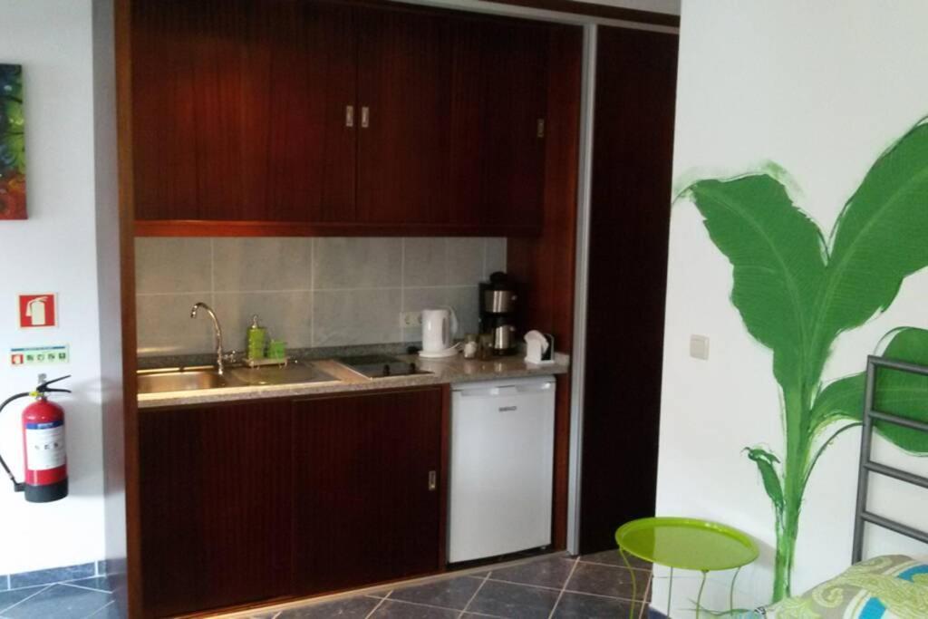 Studio Mira Abragao Luaran gambar
